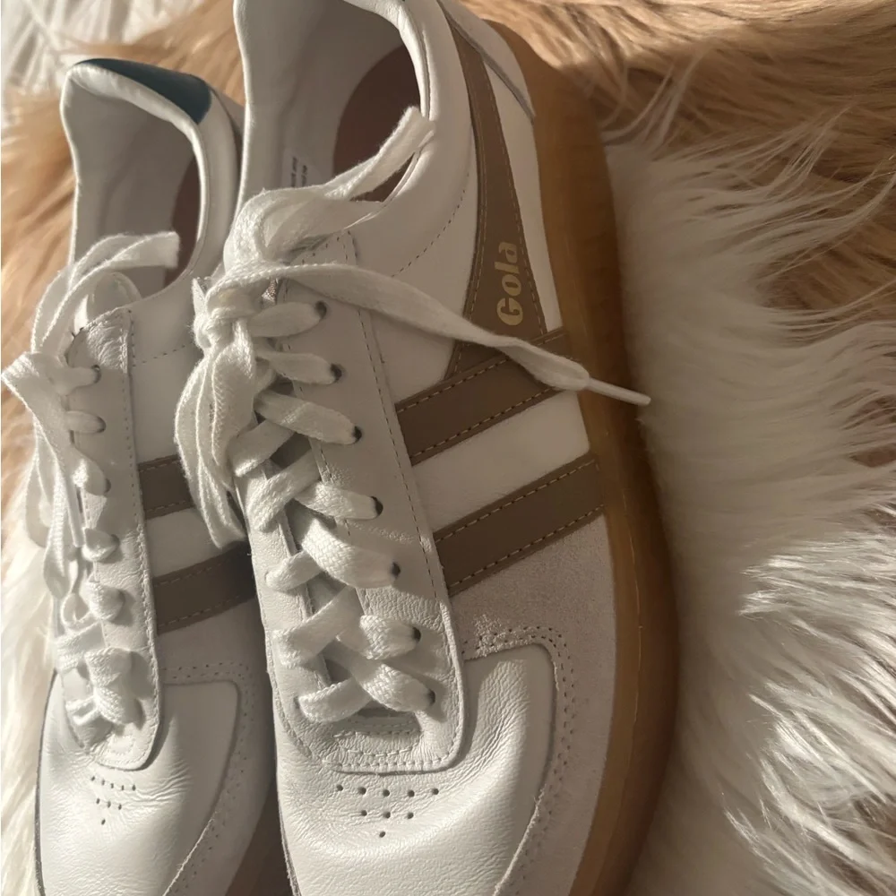 Gola Women's White and Tan Sneakers